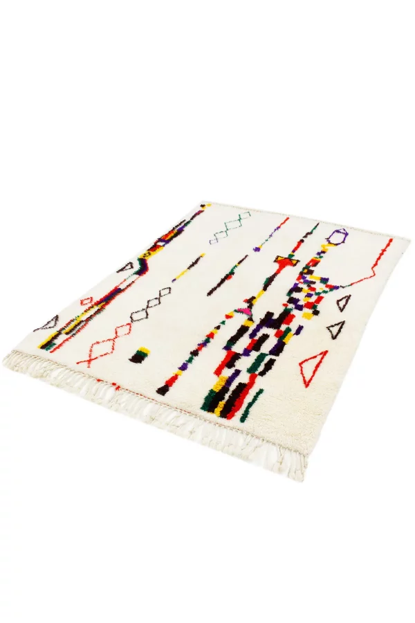 Azilal Berber Teppich mit buntem Muster. Ethnisches Design, flauschiger Teppich. Cremefarben.Hamburg, Middleway Gallery, online Shop