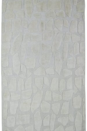 Unser Snow Print Teppich ist eine Kombination aus zwei Herstellungstechniken, Flachgewebe und Hochflor. Das Design besticht durch subtile Variationen in der Florhöhe und ist in einer wunderschönen Cremefarbe gehalten. Erhältlich im Hamburg, Middleway Gallery und im Online-Shop.